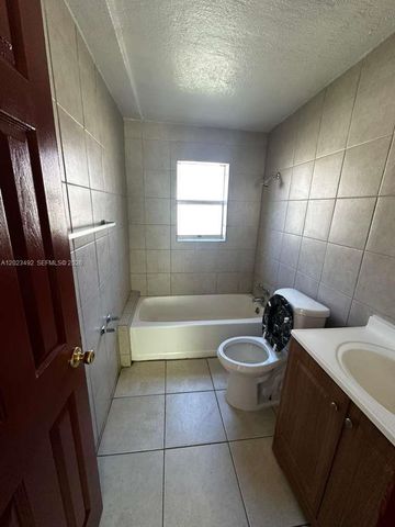 2221 NW 6th Ct, Fort Lauderdale, FL 33311