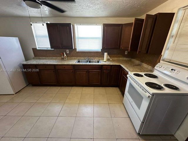 2221 NW 6th Ct, Fort Lauderdale, FL 33311