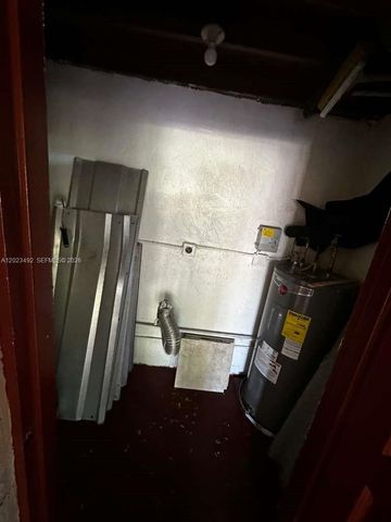 2221 NW 6th Ct, Fort Lauderdale, FL 33311