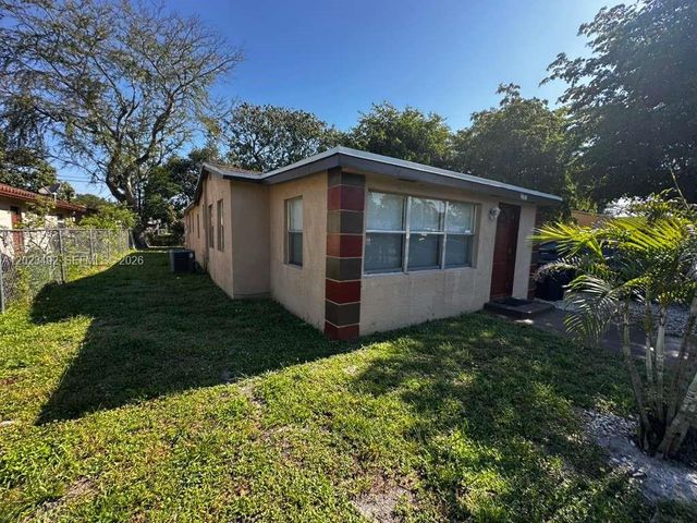 2221 NW 6th Ct, Fort Lauderdale, FL 33311
