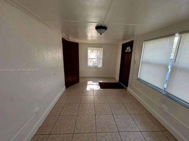 2221 NW 6th Ct, Fort Lauderdale, FL 33311