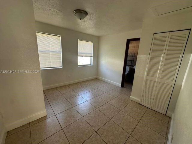 2221 NW 6th Ct, Fort Lauderdale, FL 33311