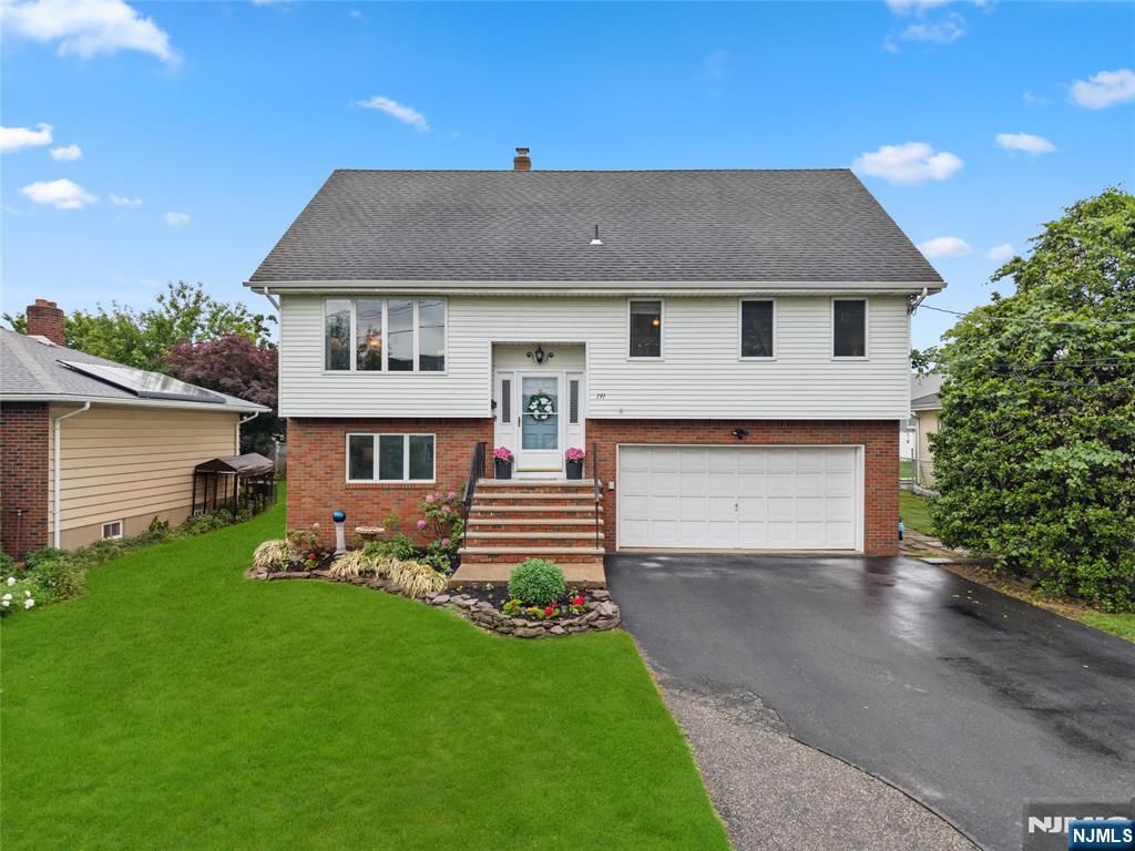 191 Pershing Road, Clifton, NJ 07013