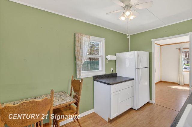 1307 E Haley Road, Midland, MI 48642