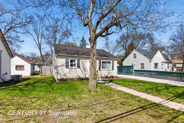 1307 E Haley Road, Midland, MI 48642