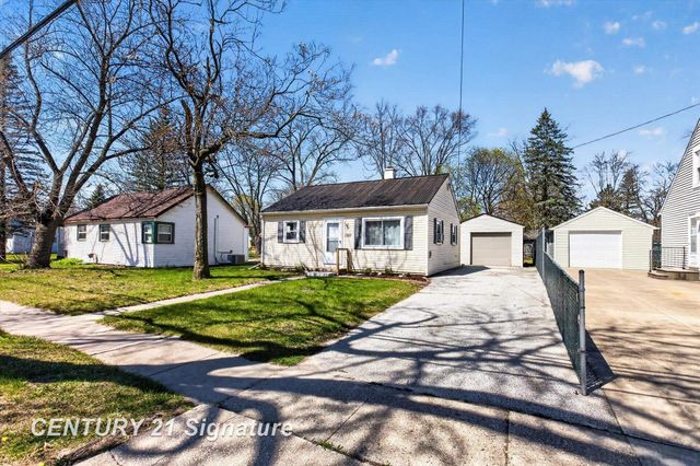1307 E Haley Road, Midland, MI 48642