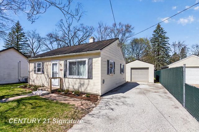 1307 E Haley Road, Midland, MI 48642