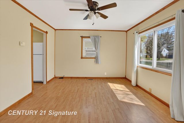 1307 E Haley Road, Midland, MI 48642