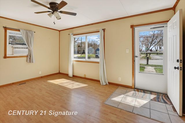 1307 E Haley Road, Midland, MI 48642