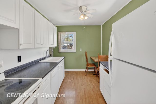 1307 E Haley Road, Midland, MI 48642
