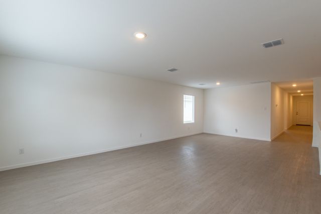 1605 Parliar Street, Mckinney, TX 75071