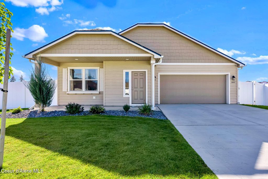 16167 N Hadley LOOP, Rathdrum, ID 83858