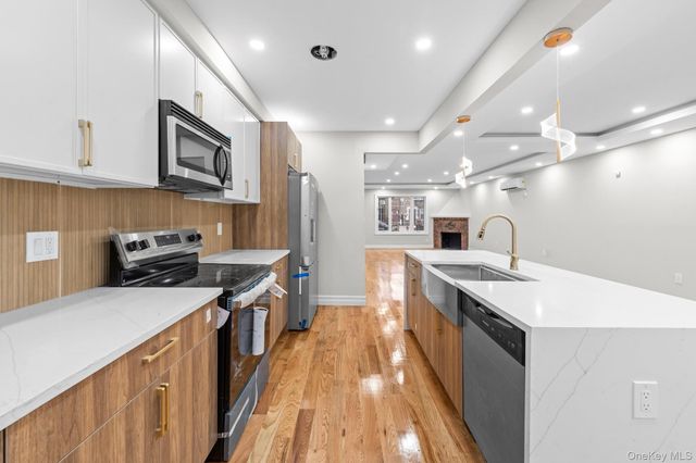 17918 Selover Road, Saint Albans, NY 11434