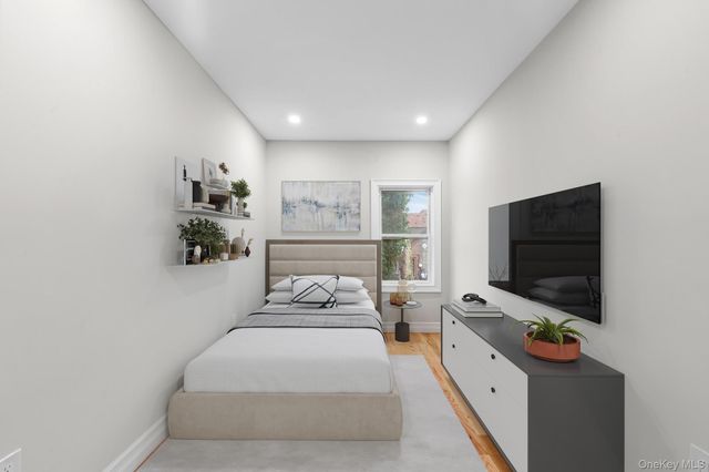 17918 Selover Road, Saint Albans, NY 11434