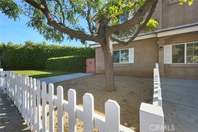 2057 Bush, Santa Ana, CA 92706