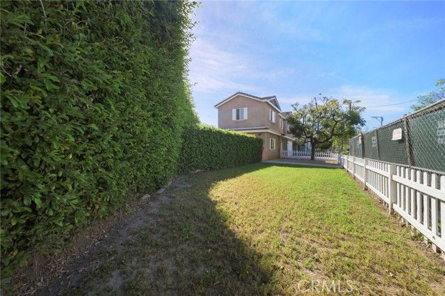 2057 Bush, Santa Ana, CA 92706