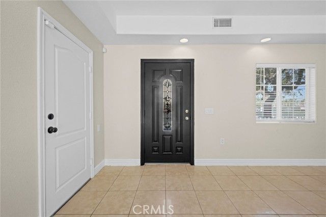 2057 Bush, Santa Ana, CA 92706