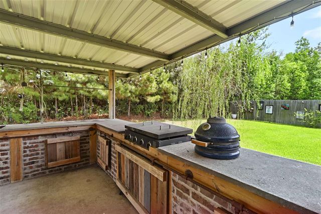 27 Walker Creek Dr Drive, Sulphur, LA 70663