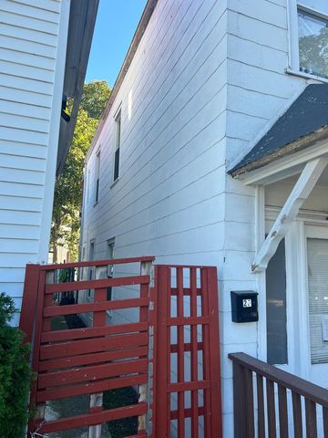 5243 S MAPLEWOOD Avenue, Chicago, IL 60632