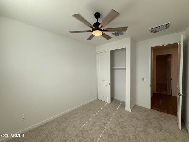 4426 W HUNTER Trail, San Tan Valley, AZ 85144