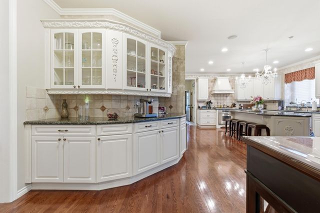 5520 Whitehall Boulevard, Rochester, MI 48306