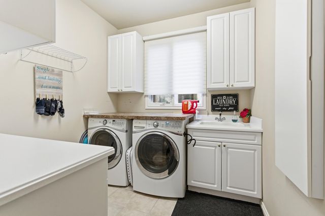 5520 Whitehall Boulevard, Rochester, MI 48306