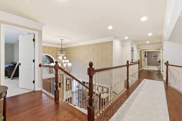 5520 Whitehall Boulevard, Rochester, MI 48306