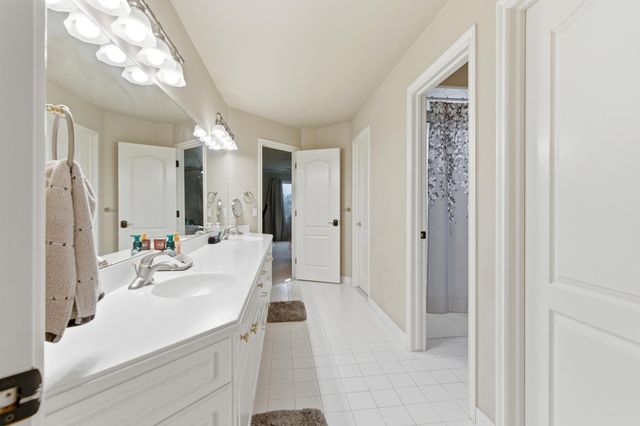 5520 Whitehall Boulevard, Rochester, MI 48306