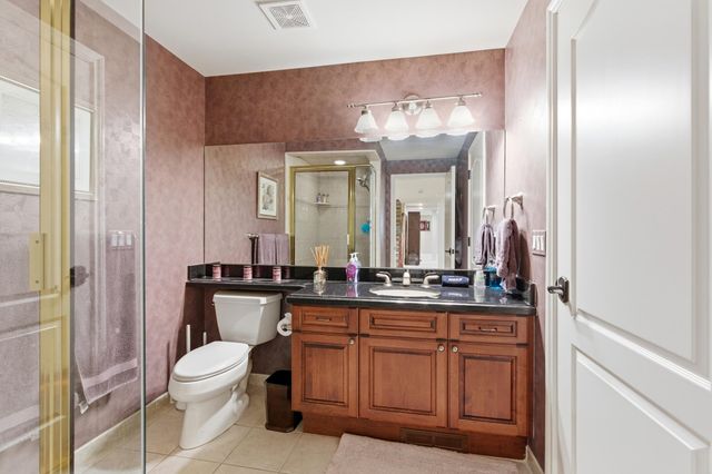 5520 Whitehall Boulevard, Rochester, MI 48306