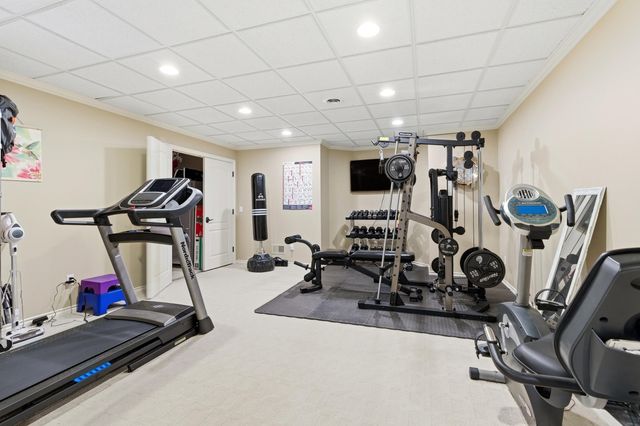 5520 Whitehall Boulevard, Rochester, MI 48306