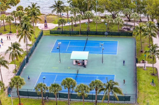 1750 N Bayshore Dr 2001, Miami, FL 33132