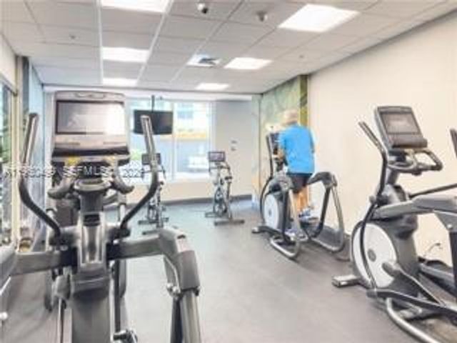 1750 N Bayshore Dr 2001, Miami, FL 33132