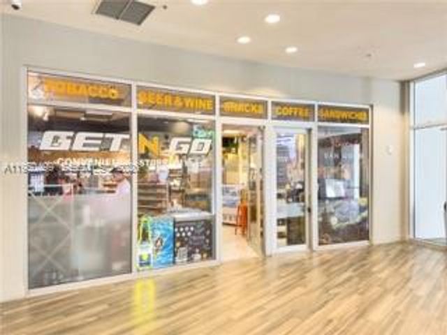 1750 N Bayshore Dr 2001, Miami, FL 33132