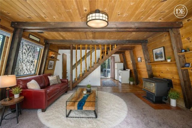 327 W Country Club, Big Bear City, CA 92314