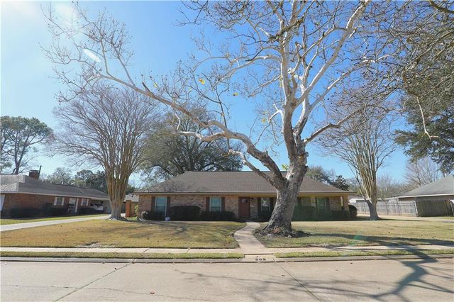 302 SWEETBRIAR Drive, Alexandria, LA 71303