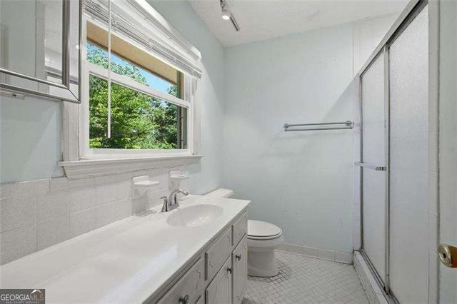 5147 Charmant Place, Dunwoody, GA 30360