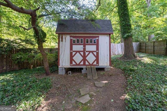 5147 Charmant Place, Dunwoody, GA 30360