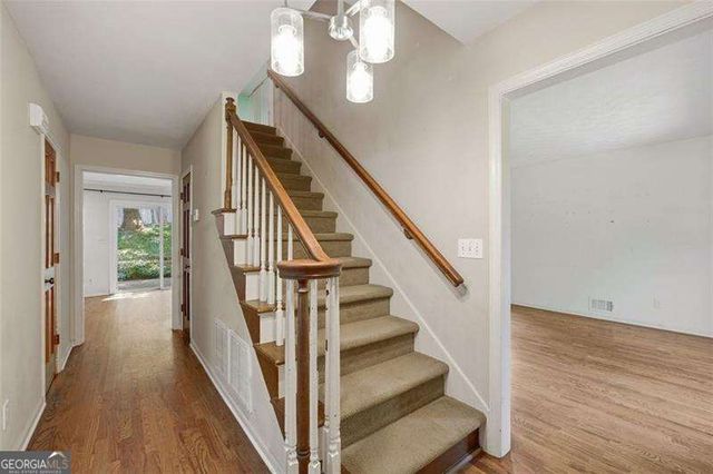 5147 Charmant Place, Dunwoody, GA 30360