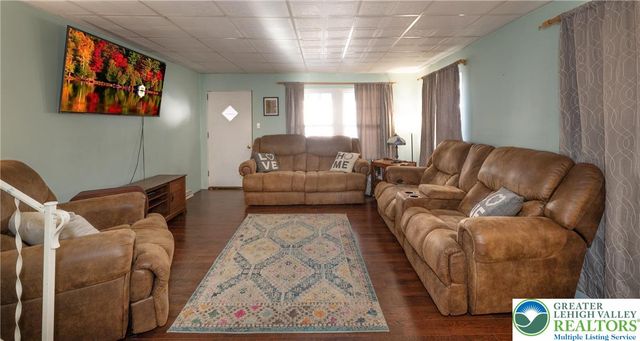 530 Chestnut Street, Emmaus Boro, PA 18049