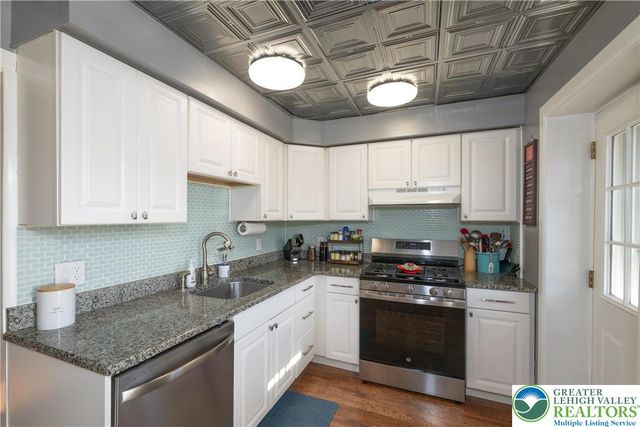 530 Chestnut Street, Emmaus Boro, PA 18049