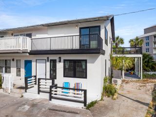 32 Gulf Breeze Court, Destin, FL 32541