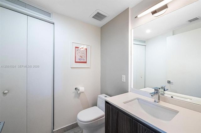 488 NE 18th St 401, Miami, FL 33132