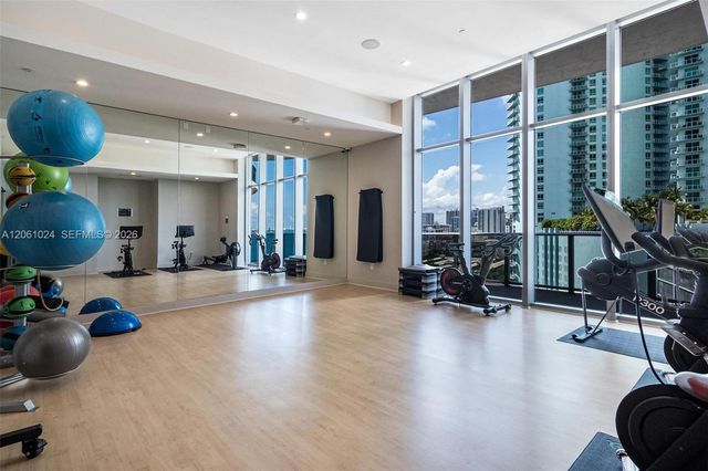 488 NE 18th St 401, Miami, FL 33132