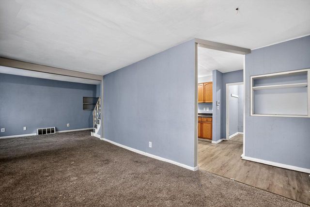 5238 N 49th STREET, Milwaukee, WI 53218