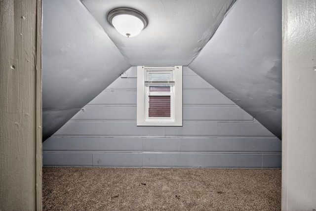 5238 N 49th STREET, Milwaukee, WI 53218