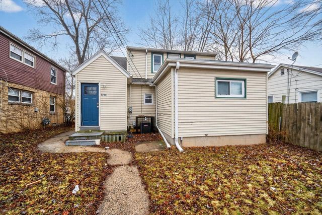 5238 N 49th STREET, Milwaukee, WI 53218