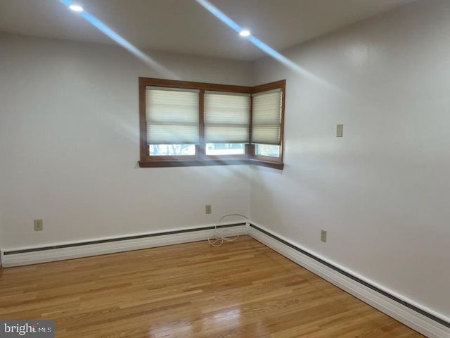 419 W AREBA AVE, Hershey, PA 17033