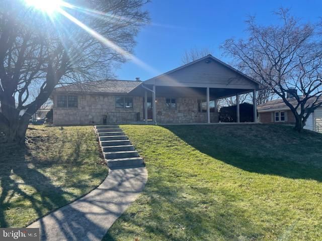 419 W AREBA AVE, Hershey, PA 17033