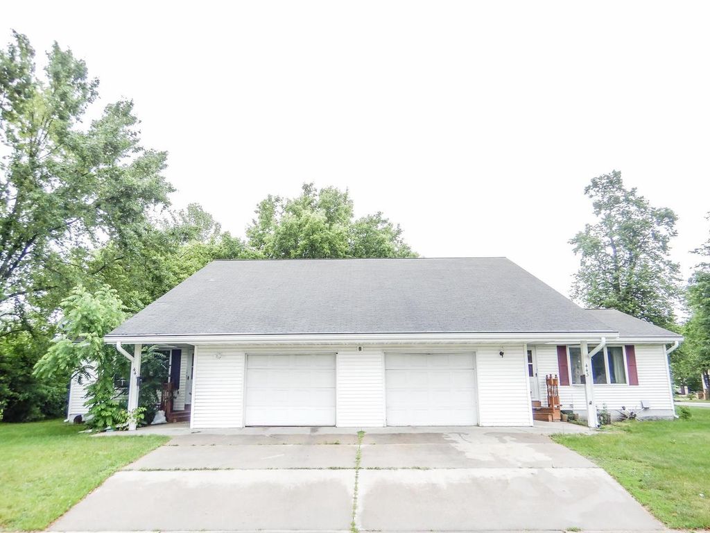 441 WASHINGTON STREET, Oconto, WI 54153