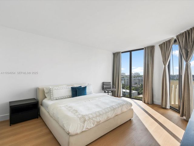 2000 Island Blvd 903, Aventura, FL 33160